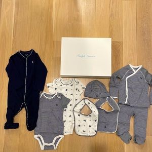 NEW Ralph Lauren baby boy 8-piece gift set